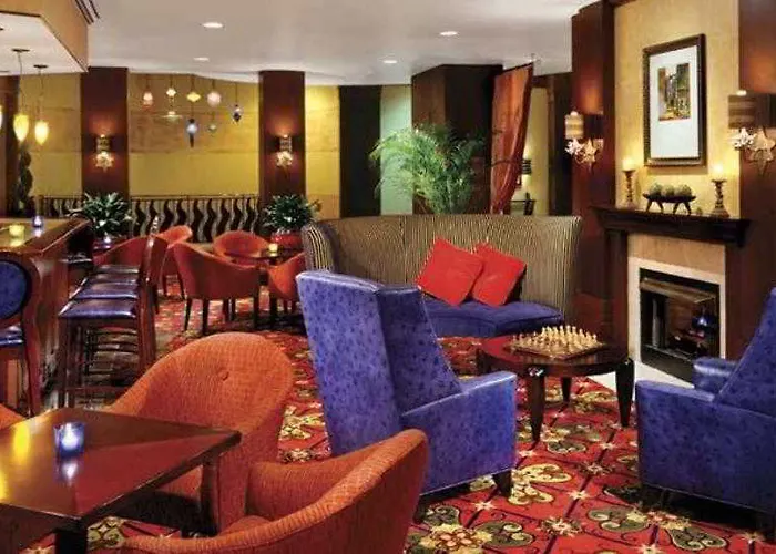 Renaissance Chicago North Shore