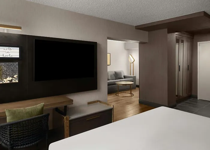 Hotel Renaissance Chicago North Shore Northbrook
