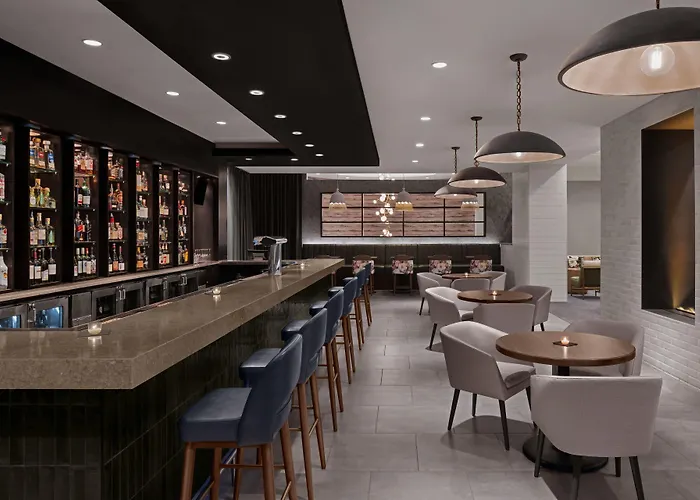 Hotel Renaissance Chicago North Shore Northbrook